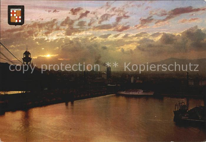 Barcelona Cataluna Atardecer en el puerto Abendstimmung am Hafen