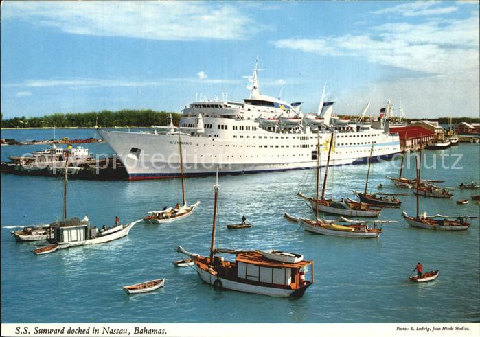 Nassau Bahamas ss Sunward docked in the port Passagierschiff