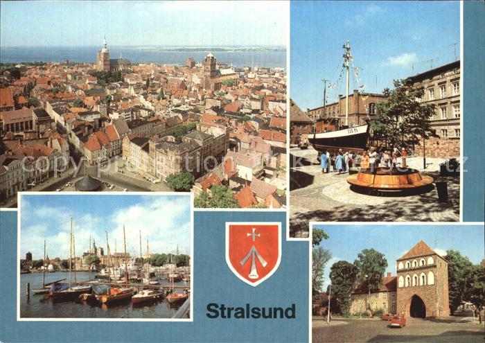 Stralsund Mecklenburg Vorpommern Blick von Sankt Marien Kutter Meeresmuseum Hafe