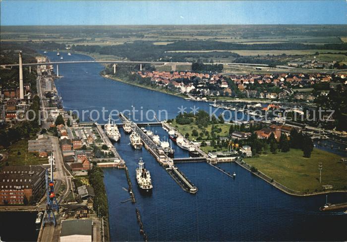 KIEL  CITY Holtenauer Schleusen Hochbruecken Luftbild