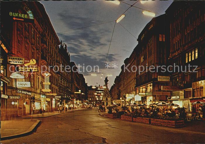 Wien Graben Pestsaeule Abendstimmung