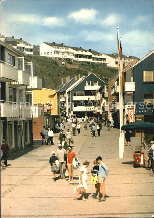 HELGOLAND Insel Schleswig-Holstein Geschaeftsstrasse im Unterland