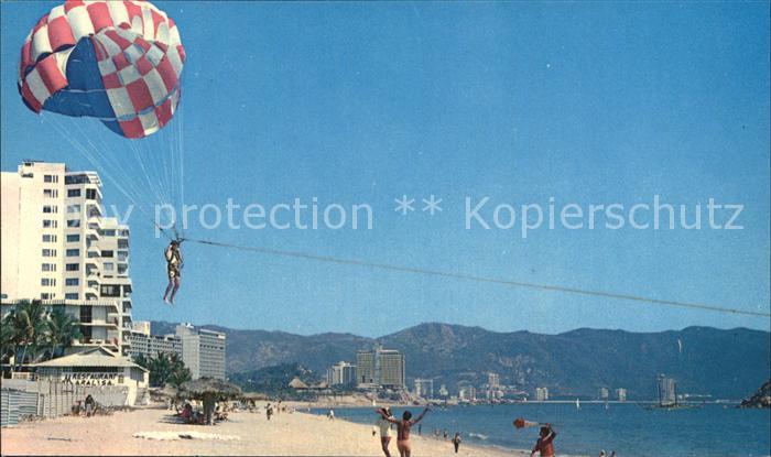 Acapulco Paracaidista Las Playas