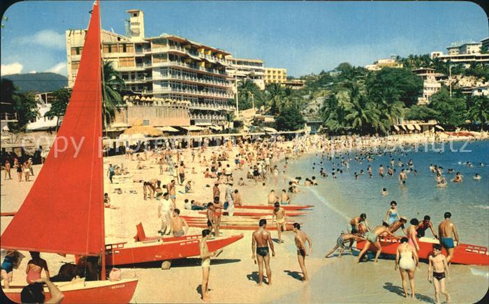 Acapulco Playa de Caleta