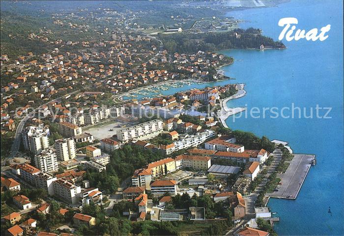 Tivat Fliegeraufnahme mit Strand