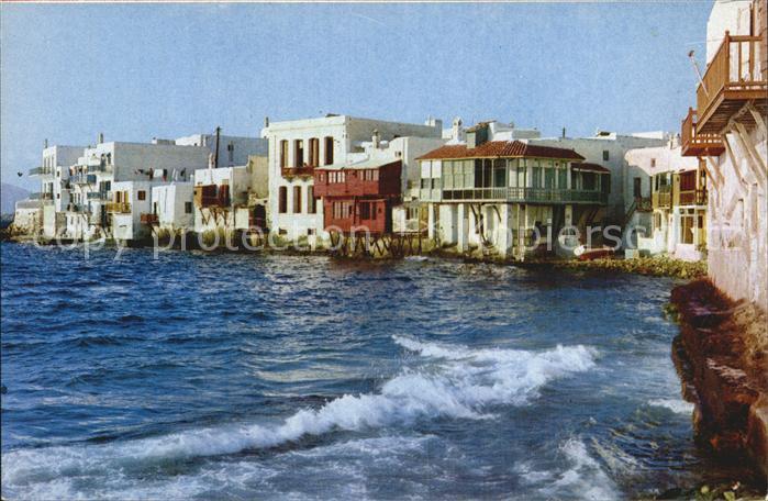 Mykonos Kykladeninsel aegaeis Haeuser am Meer