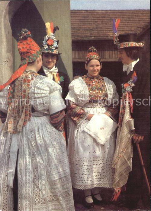 Schwarzkollm Sorbische Brautjungfern Brautfuehrer