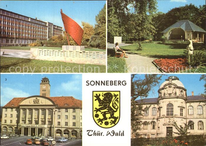Sonneberg Thueringen Ehrenmal an der Karl Marx Strasse Stadtpark Rathaus Spielze