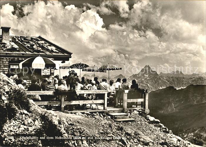 Nebelhorn Gipfelhuette mit Hochvogel
