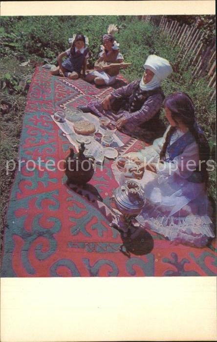 Kirgisistan Trachten