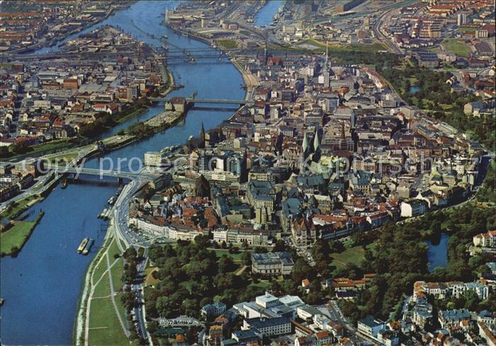 BREMEN  CITY Stadtzentrum Fliegeraufnahme