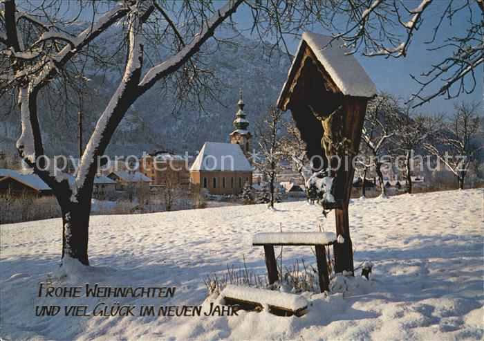 Grossgmain Winteridyll Kirche Wegekreuz