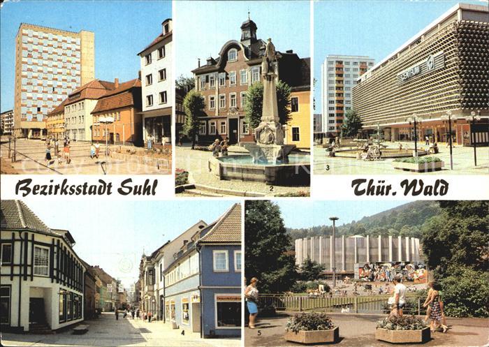 Suhl Thueringer Wald Wilh Pieck Str Rathaus mit Waffenschmied Denkmal Centrum Wa