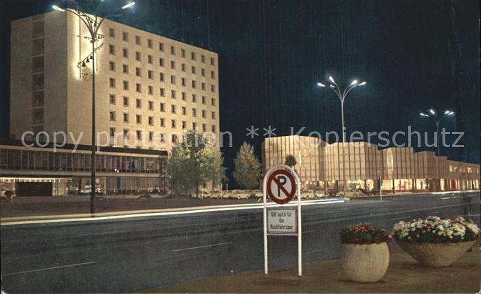 Wolfsburg Rathaus bei Nacht