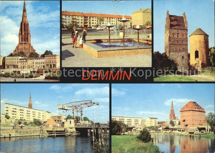 Demmin Mecklenburg Vorpommern Luisentor Pulverturm Zugbruecke ueber die Peen