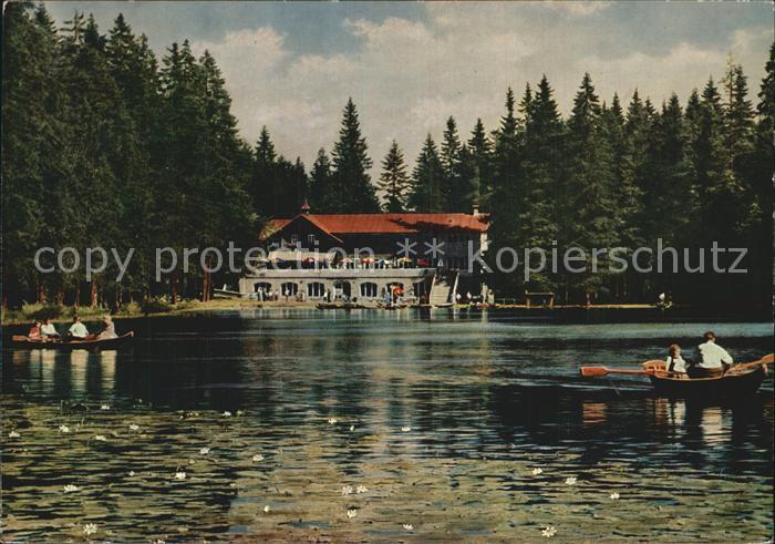 Abersee St Gilgen Salzkammergut Aberseehaus am Grossen Abersee Bayer. Wald Boote