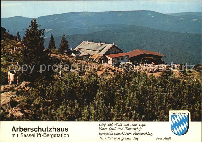 Arberschutzhaus mit Sessellift Bergstation