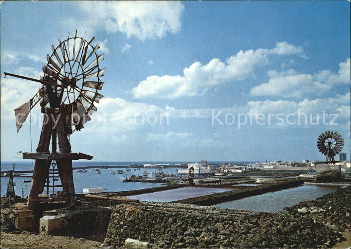 Arrecife Puerto de Naos Windmuehlen