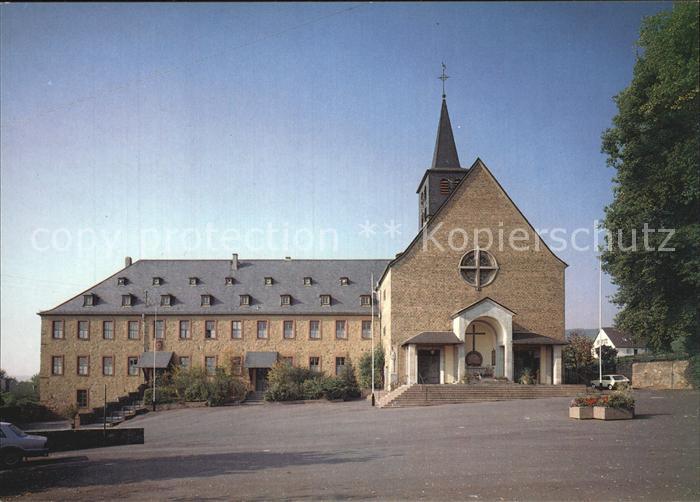 Ruedesheim Rhein Eibingen Pfarrkirche mit Grab der heiligen Hildegard