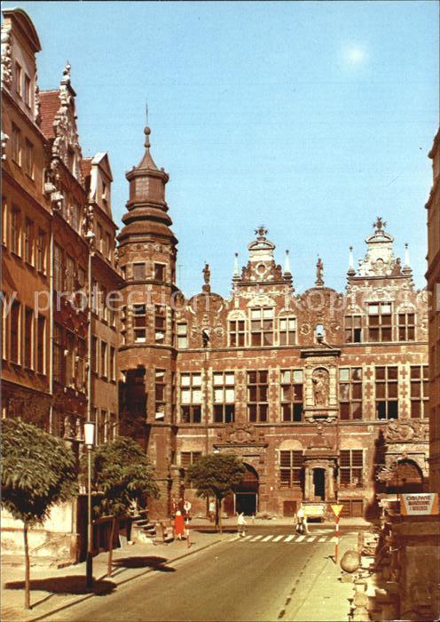 Gdansk Ulica Piwna krenesansowa Zbrojownia