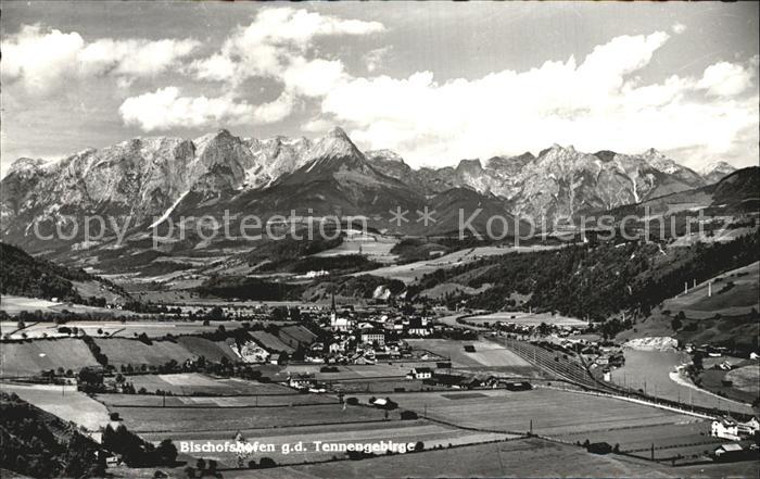 Bischofshofen Fliegeraufnahme mit Tennengebirge