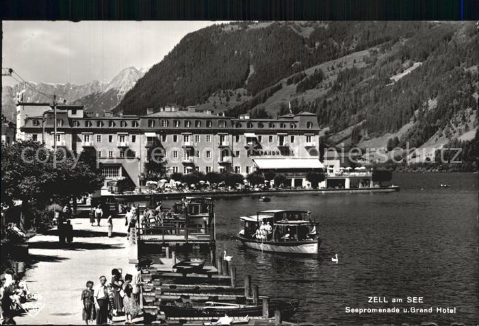 Zell See Seepromenade mit Grand-Hotel