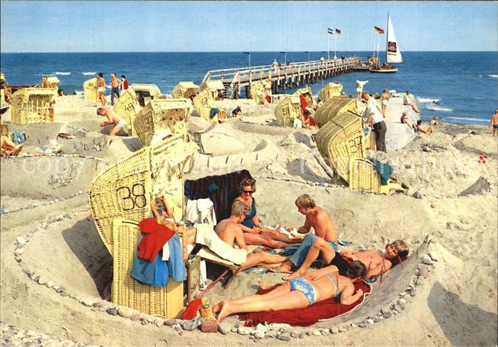 Haffkrug Ostseebad Strandleben an der Seebruecke