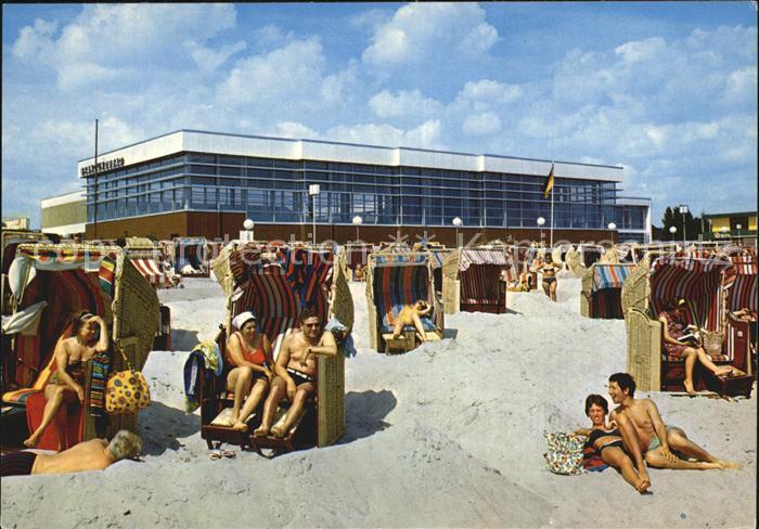 Groemitz Ostseebad Strand vor dem Meerwasserbrandungsbad