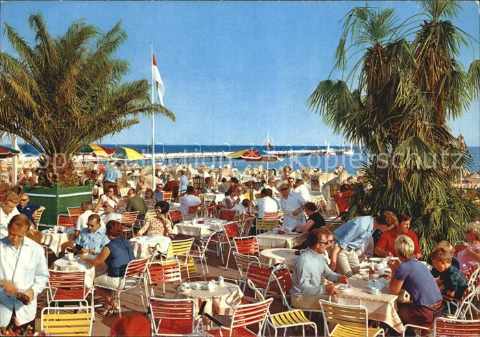 Groemitz Ostseebad Terrasse mit Seebruecke