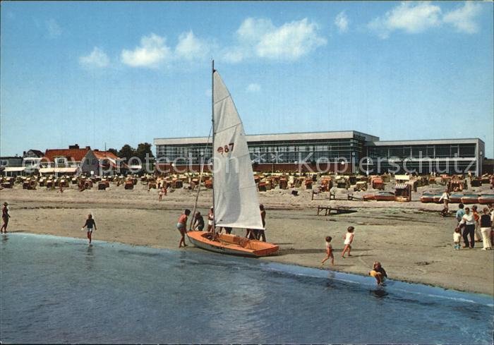 Groemitz Ostseebad Strand mit Meerwasserbrandungsbad
