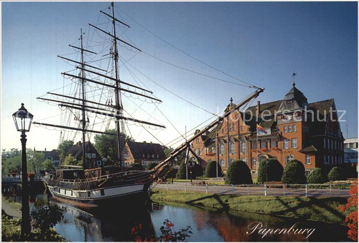 Papenburg Ems Rathaus Museumsschiff Friederike