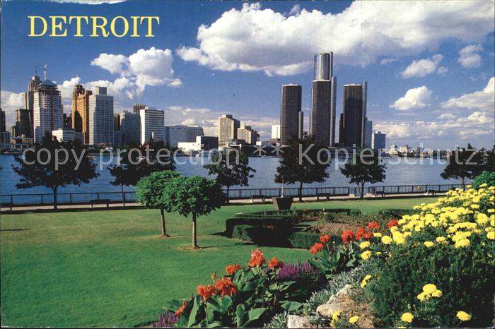 Detroit Michigan Skyline