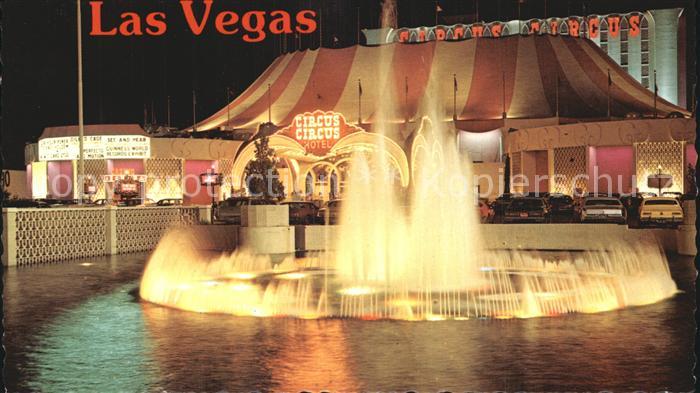 Las Vegas Nevada Circus Circus Hotel Brunnen bei Nacht