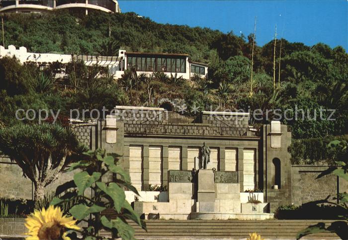 Las Palmas Gran Canaria Monumento a Leon y Castillo