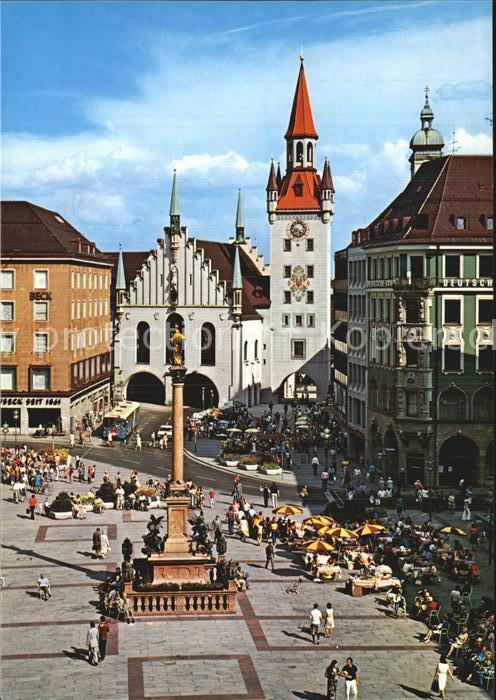 Muenchen Bayern Marienplatz Mariensaeule Altes Rathaus