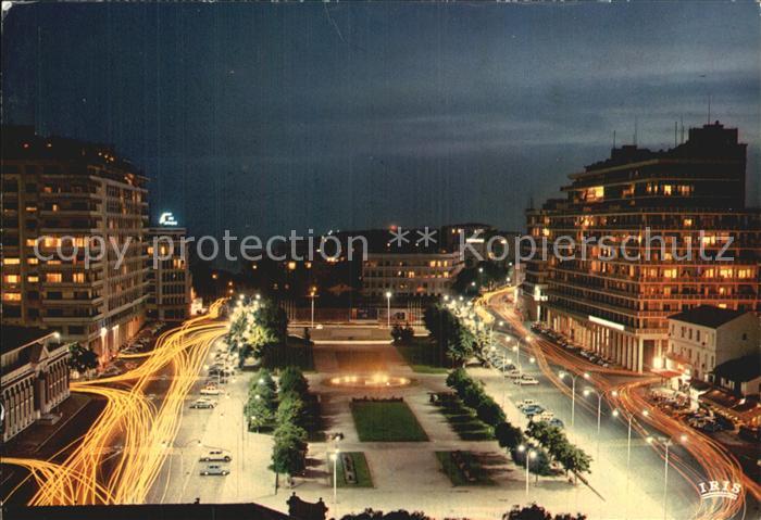 Dakar Place de L Independance la nuit