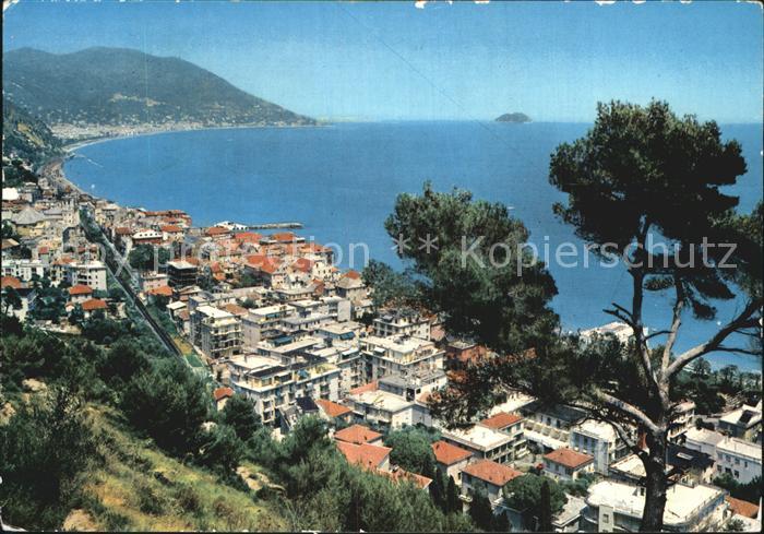 Laigueglia  Panorama mit Insel Gallinara