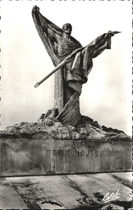 Verdun Meuse Les Champs de Bataille Monument Mort Homme