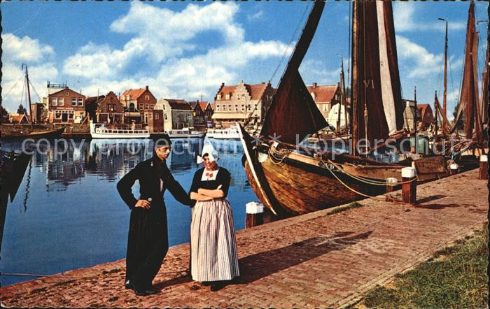 Volendam Hafen Tracht