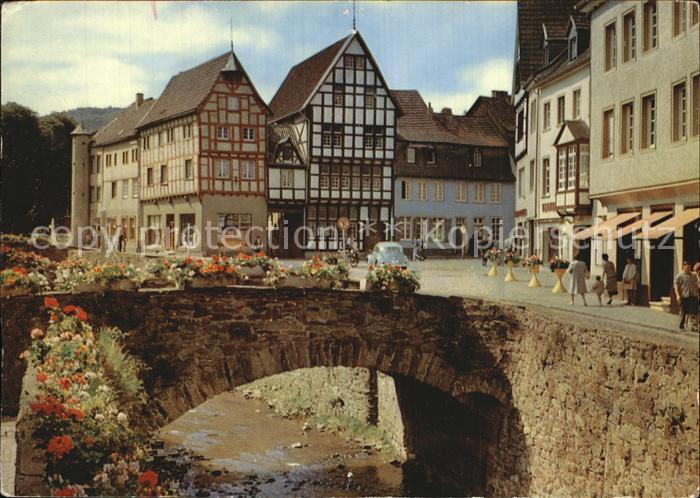 Bad Muenstereifel Erftbruecke und alte Fachwerkhaeuser am Markt