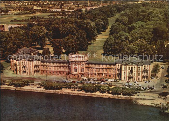 Biebrich Wiesbaden Fliegeraufnahme Schloss am Rheinufer mit Park