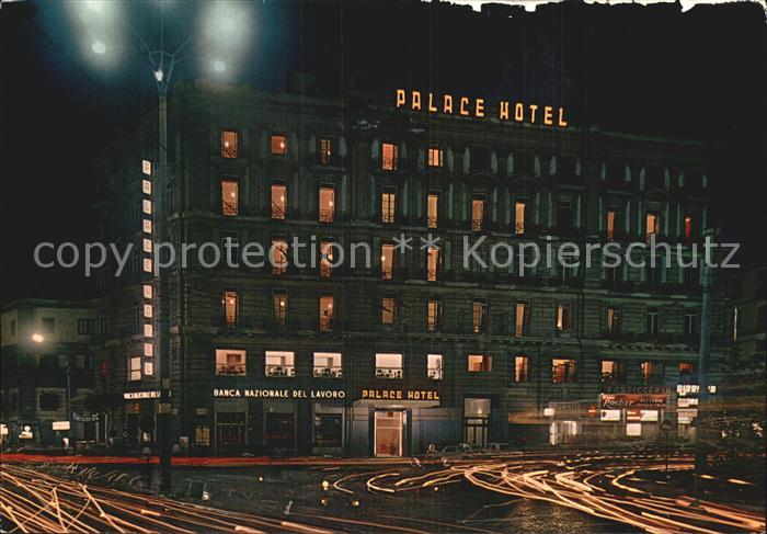 Napoli Neapel Palace Hotel bei Nacht