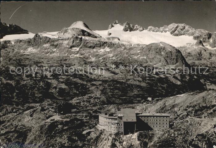 Dachstein Gebirge Fliegeraufnahme Berghaus Krippenstein