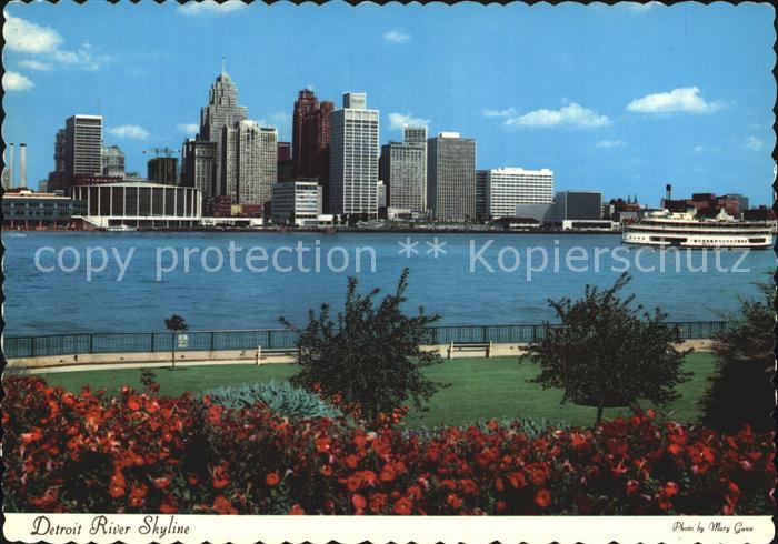 Detroit Michigan River Skyline