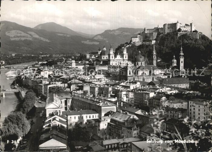 Salzburg Oesterreich Blick vom Moenchsberg