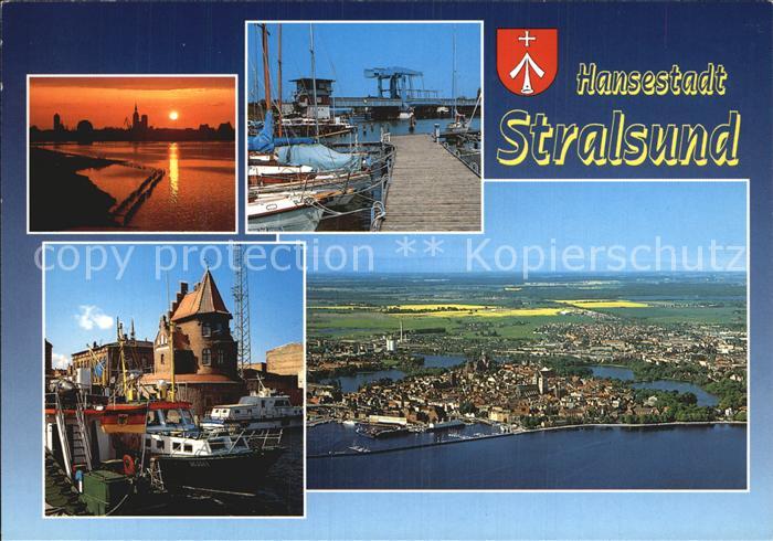 Stralsund Mecklenburg Vorpommern Altstadtsilhouette Ziegelgrabenbruecke Hafenamt