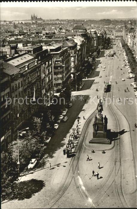 Praha Prahy Prague Wenzelsplatz mit Burg