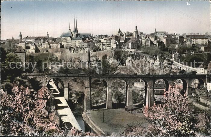 LUXEMBOURG  Luxemburg mit Viadukt