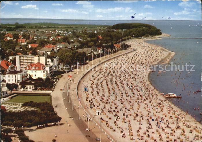 Travemuende Ostseebad Fliegeraufnahme mit Strand