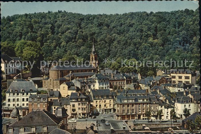 Bouillon Wallonne Panorama mit Kirche